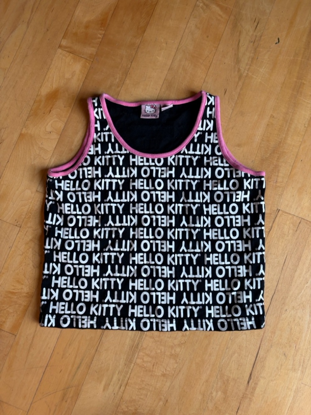 Vintage  Y2K Hello Kitty Sanrio tank top bold graphic loose fit quality Sz XL